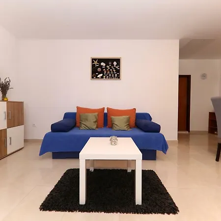 Appartement Anka Rtina